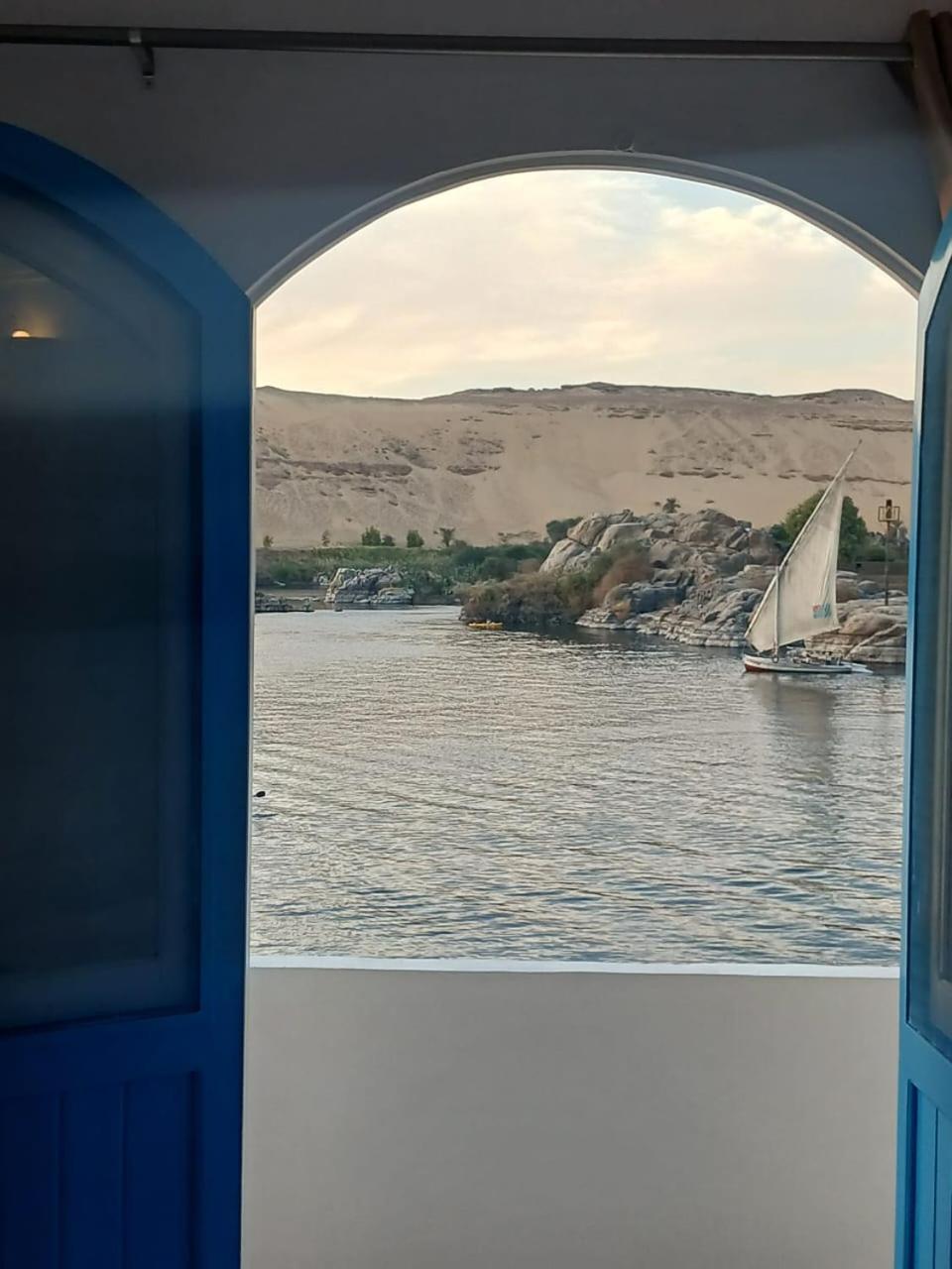 Hotel Nile Bride Asuán Exteriér fotografie